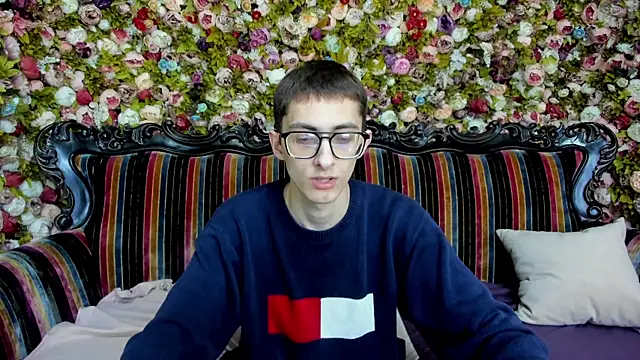 RonBevs online show from May 15, 8:49 pm
