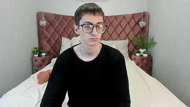 RonBevs online show from May 23, 7:51 pm