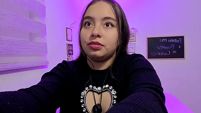 cherry valeria online show from May 18, 5:24 am