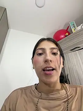  QaraH online show from May 9, 8:41 am