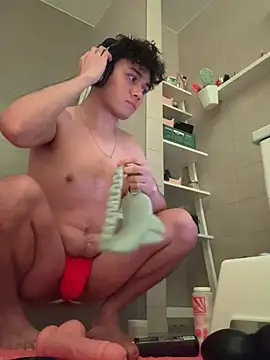 Snapshot of ccpzss chatting on March 12, 11:22 pm ccpzss online show from March 12, 11:22 pm