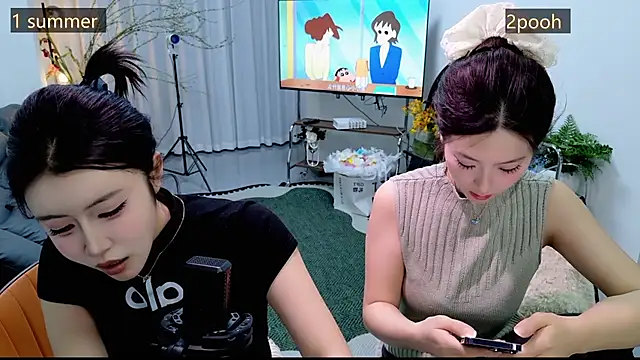 Summerbaby-001 online show from March 17, 12:19 pm