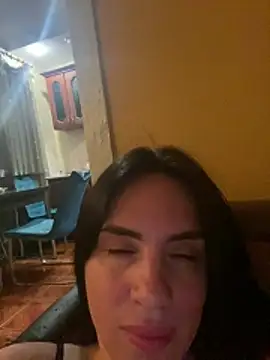 Snapshot of Alex_Svift chatting on May 7, 8:14 pm Alex Svift online show from May 7, 8:14 pm