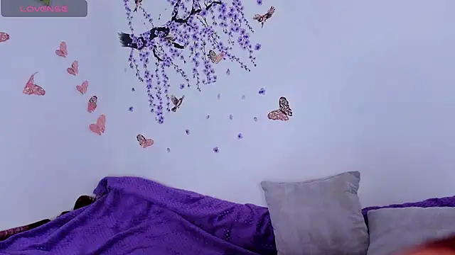 kyliewilso online show from May 25, 1:55 am