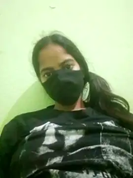 Snapshot of nidhiyadav00 chatting on May 2, 9:20 pm nidhiyadav00 online show from May 2, 9:20 pm