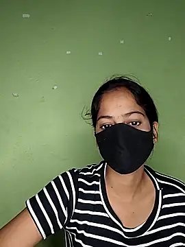 Snapshot of nidhiyadav00 chatting on May 8, 6:24 pm nidhiyadav00 online show from May 8, 6:24 pm