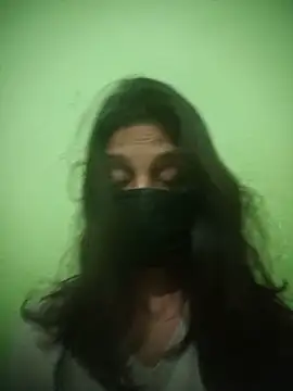 Snapshot of nidhiyadav00 chatting on May 27, 5:32 pm nidhiyadav00 online show from May 27, 5:32 pm
