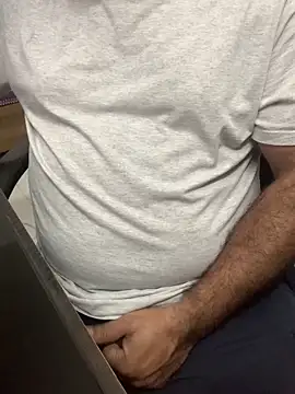 Snapshot of urb0nd chatting on March 23, 6:28 am urb0nd online show from March 23, 6:28 am