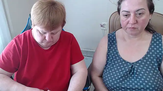 Snapshot of Lindy-Jeanie chatting on March 19, 1:26 pm Lindy-Jeanie online show from March 19, 1:26 pm