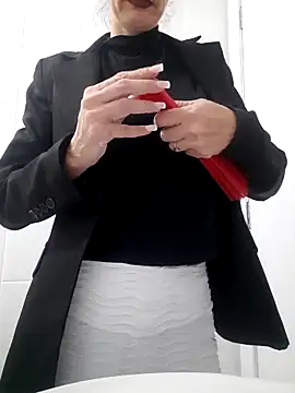 pimentinha02 online show from May 1, 2:05 am