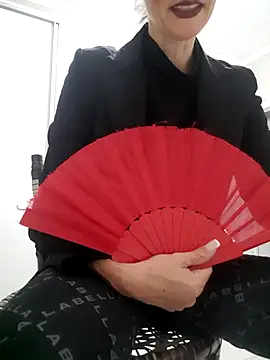 pimentinha02 online show from May 2, 2:16 am