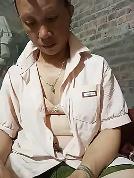 Heli pusy online show from July 20, 1:24 pm