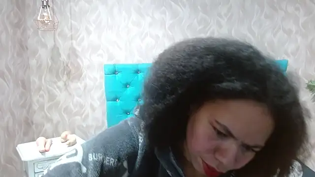 KeniaLovex online show from May 5, 1:35 am