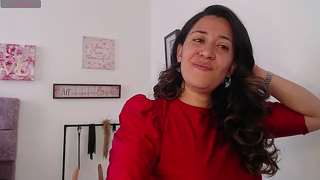 Snapshot of violeta_scott chatting on March 30, 2:29 pm violeta scott online show from March 30, 2:29 pm