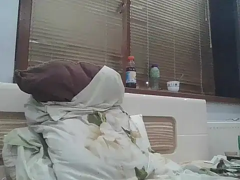 Snapshot of stiven121312 chatting on July 18, 7:50 pm stiven121312 online show from July 18, 7:50 pm