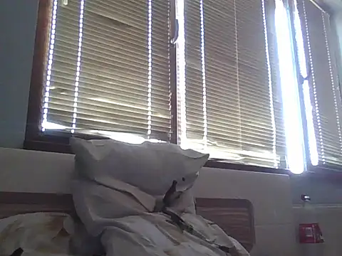 Snapshot of stiven121312 chatting on July 26, 2:46 pm stiven121312 online show from July 26, 2:46 pm