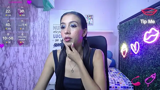 sandra petite19 online show from July 12, 4:03 am