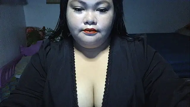 Snapshot of prettycarla_ chatting on April 15, 12:50 am prettycarla online show from April 15, 12:50 am