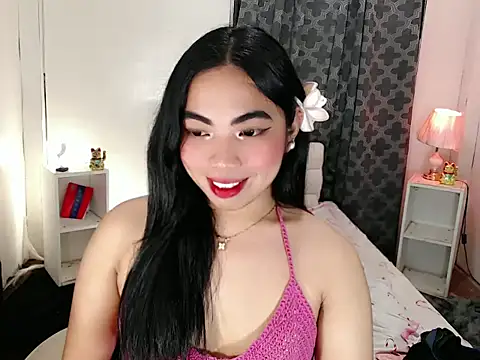 Snapshot of xLinda_Walkerx chatting on April 4, 7:55 pm xLinda Walkerx online show from April 4, 7:55 pm