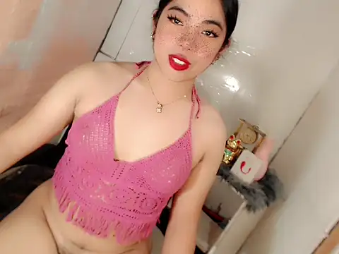Snapshot of xLinda_Walkerx chatting on May 12, 3:47 am xLinda Walkerx online show from May 12, 3:47 am