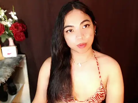 Snapshot of xLinda_Walkerx chatting on May 27, 11:57 pm xLinda Walkerx online show from May 27, 11:57 pm