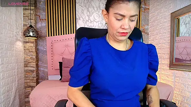 AishaCambell  online show from May 15, 11:06 am