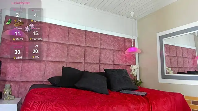 Luna Cami4 online show from April 25, 3:53 am