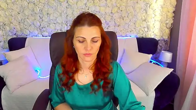 FireFoxxxxxy online show from May 10, 6:07 am