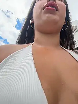 Naughty-Samanta- online show from May 22, 4:34 pm