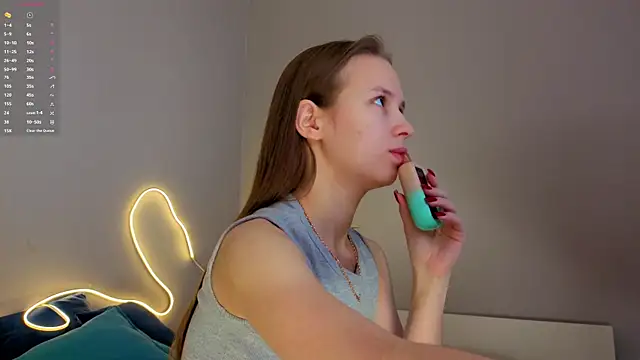 Emma dream  online show from April 27, 1:36 am