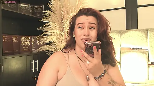 JeanneWilliams online show from May 6, 12:43 pm