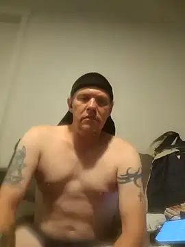 yourMasterisBored online show from May 25, 3:01 am
