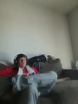 yourMasterisBored online show from May 28, 4:37 pm