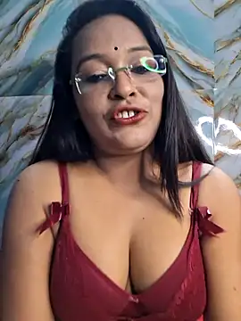 Snapshot of hornyrosy321 chatting on March 26, 4:45 pm hornyrosy321 online show from March 26, 4:45 pm