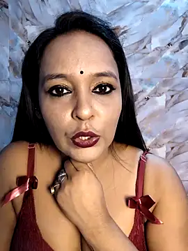 Snapshot of hornyrosy321 chatting on April 17, 5:27 pm hornyrosy321 online show from April 17, 5:27 pm