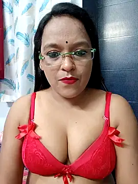 Snapshot of hornyrosy321 chatting on May 1, 6:12 pm hornyrosy321 online show from May 1, 6:12 pm