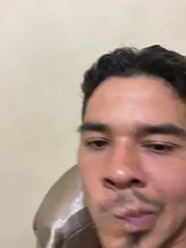 Snapshot of askeladd99 chatting on March 14, 6:57 pm askeladd99 online show from March 14, 6:57 pm