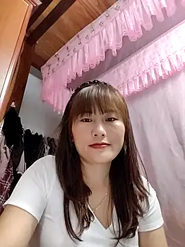 Snapshot of Lucxy-ki6 chatting on March 17, 1:43 am Lucxy-ki6 online show from March 17, 1:43 am