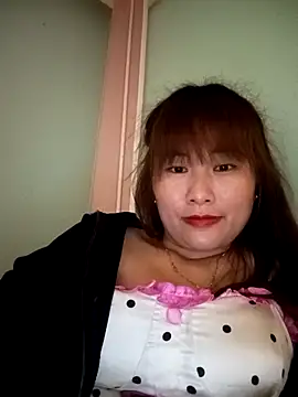 Snapshot of Lucxy-ki6 chatting on April 2, 1:47 am Lucxy-ki6 online show from April 2, 1:47 am