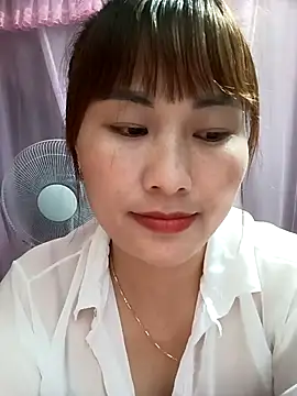 Snapshot of Lucxy-ki6 chatting on April 5, 12:57 pm Lucxy-ki6 online show from April 5, 12:57 pm