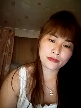 Snapshot of Lucxy-ki6 chatting on April 25, 2:14 pm Lucxy-ki6 online show from April 25, 2:14 pm