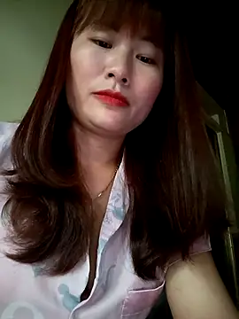 Snapshot of Lucxy-ki6 chatting on April 29, 11:33 pm Lucxy-ki6 online show from April 29, 11:33 pm