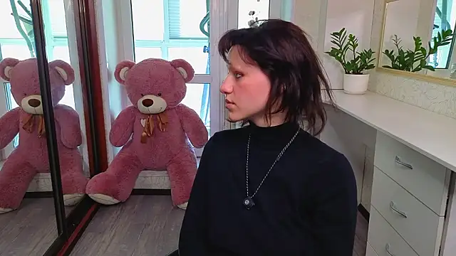 Snapshot of VestalVibes chatting on March 14, 11:15 am VestalVibes online show from March 14, 11:15 am