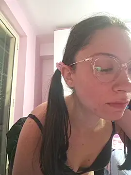 Vivianamado online show from March 14, 2:33 pm