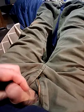 Snapshot of Giggles713 chatting on March 14, 3:28 pm Giggles713 online show from March 14, 3:28 pm