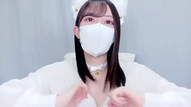 Sakura sweety  online show from April 9, 2:00 am