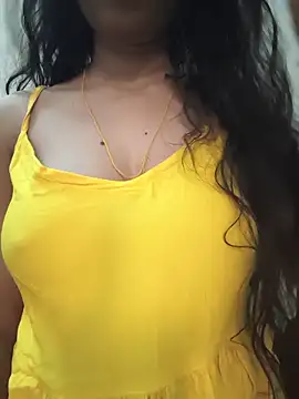 Snapshot of Shalini_08 chatting on June 15, 2:25 am Shalini 08 online show from June 15, 2:25 am