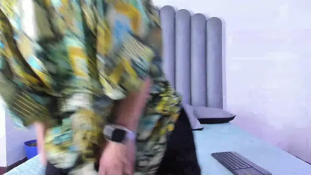 Bennet-Grayy online show from May 28, 4:21 am
