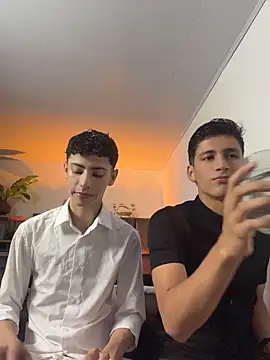 SebastianReed  online show from April 20, 6:27 am