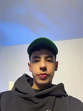 SebastianReed  online show from June 20, 4:04 am